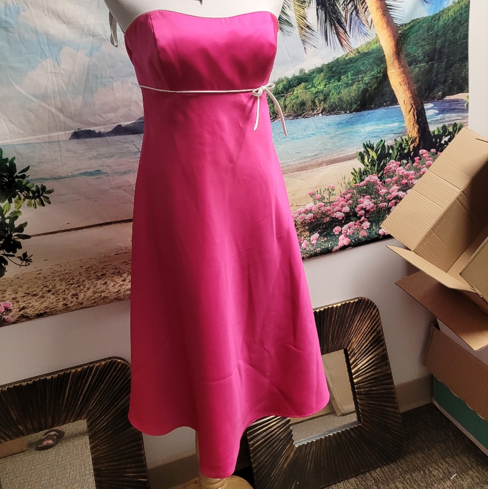 Bridesmaid dress strapless